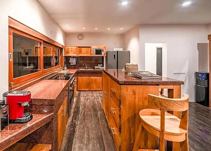 Villa Beautiful 1br W/ Pool & Cinema Entertainment *